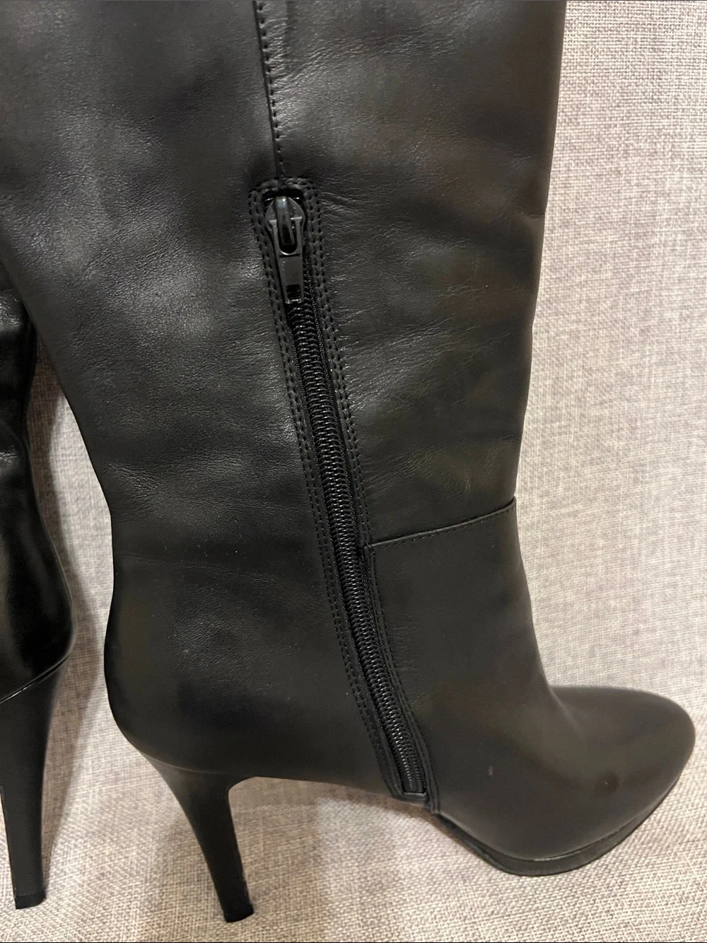 Audrey Brooke Black Leather High Heel Boots - Picture 4 of 10